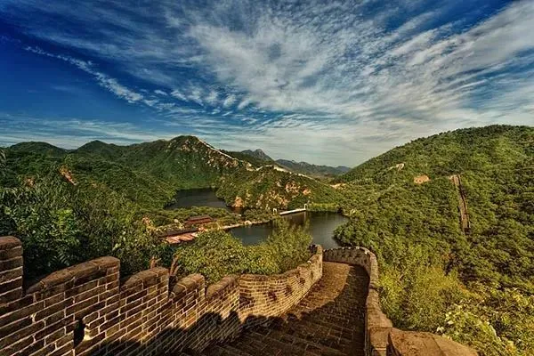 中国旅游研究院：中国旅游景区发展报告(2021)
