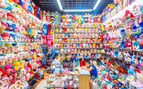 装满义乌的行李箱，装不下一个远方