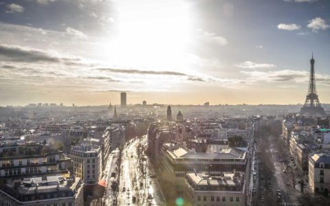 培育新兴场景 释放消费活力
