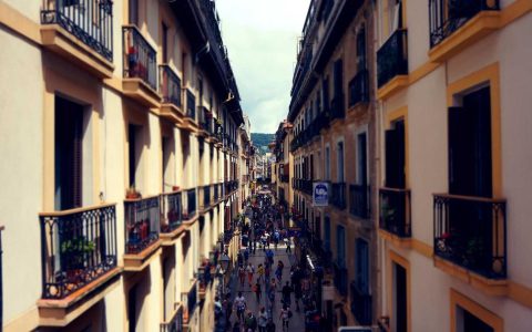 **算力先行：文旅运营从"事后补救"到"事前预判"的范式转移**