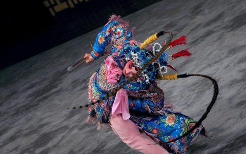文旅数字化不是买系统，是从0到1建"钱袋子"：ROI算不清，别谈中台